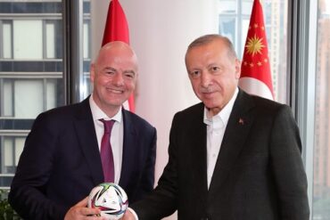 1200x627 baskan recep tayyip erdogan fifa baskani gianni infantinoyu kabul etti 1632340917586.jpg