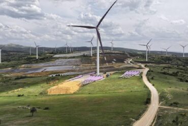 Enerji yenilenebilir enerji usak aa 2246316.jpg