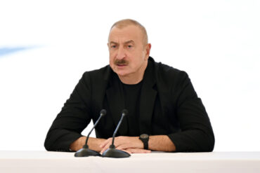 Ilhameliyev 1 2.jpg