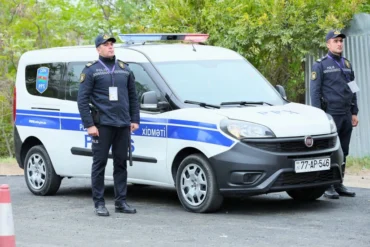 Polis