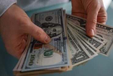 Dollar