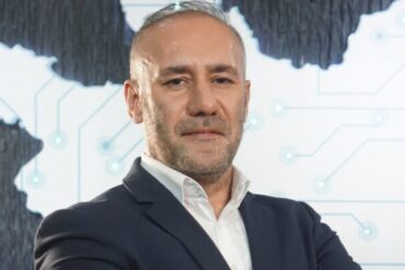 Kamran agayev 69f0b634bbd5a