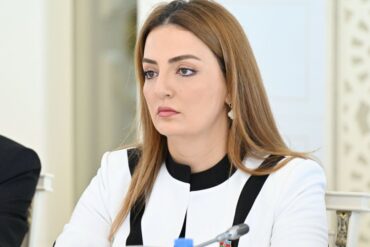 Konul 69a807559943c