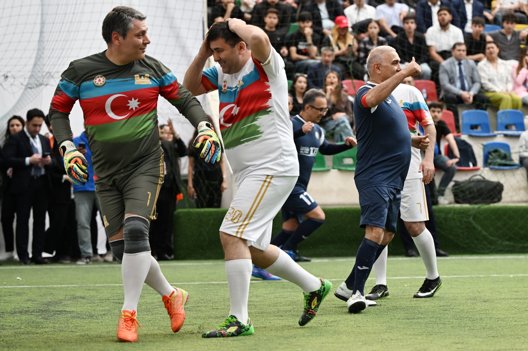Məmurların oyunundan yeni - Şəkil 2