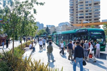 Avtobusdayancaq28may 6a832c663d713