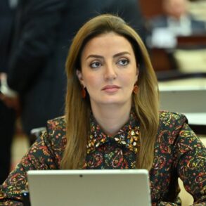 Konul 6aae5394103fe